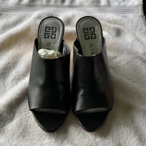 Women's Givenchy Mule shoes